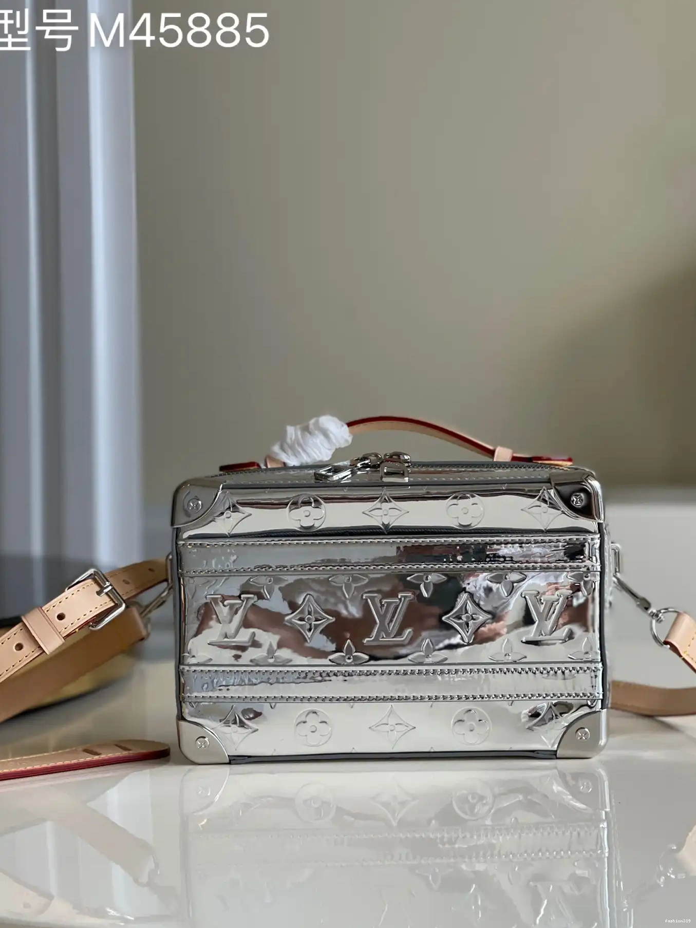 LOUIS HANDLE VUITTON TRUNK 0328
